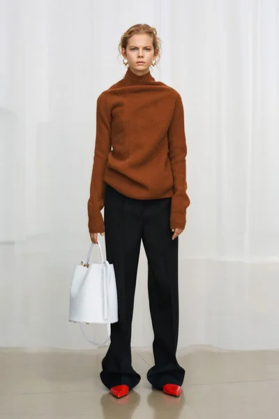 Look 25
